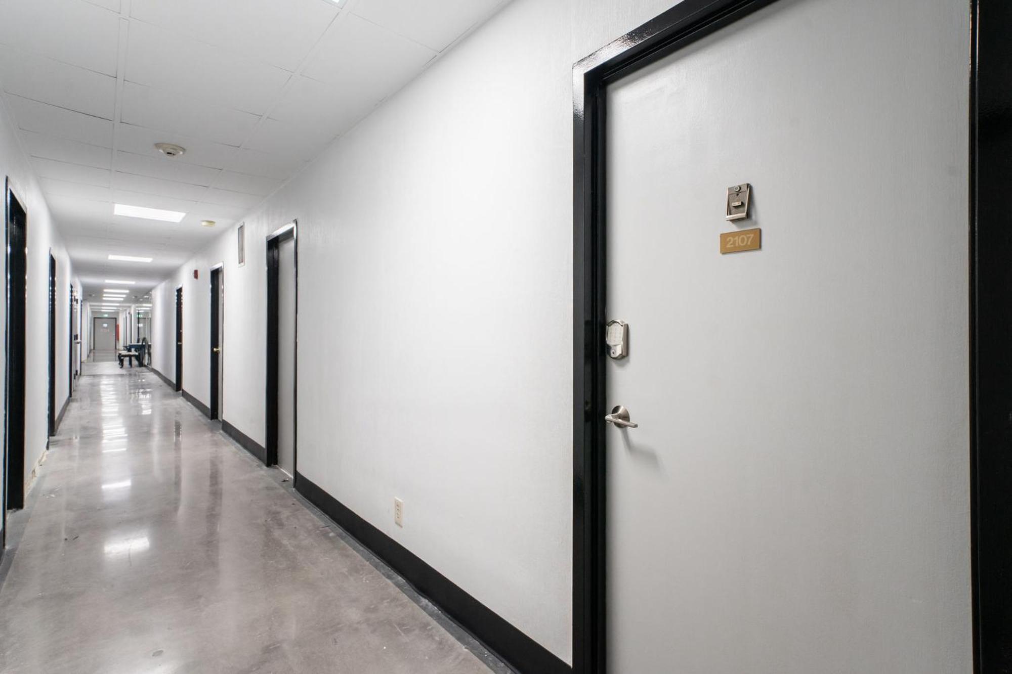 21Floor-Renovated 2Br,1Bath King And Queen Bed And Parking Atlanta Buitenkant foto