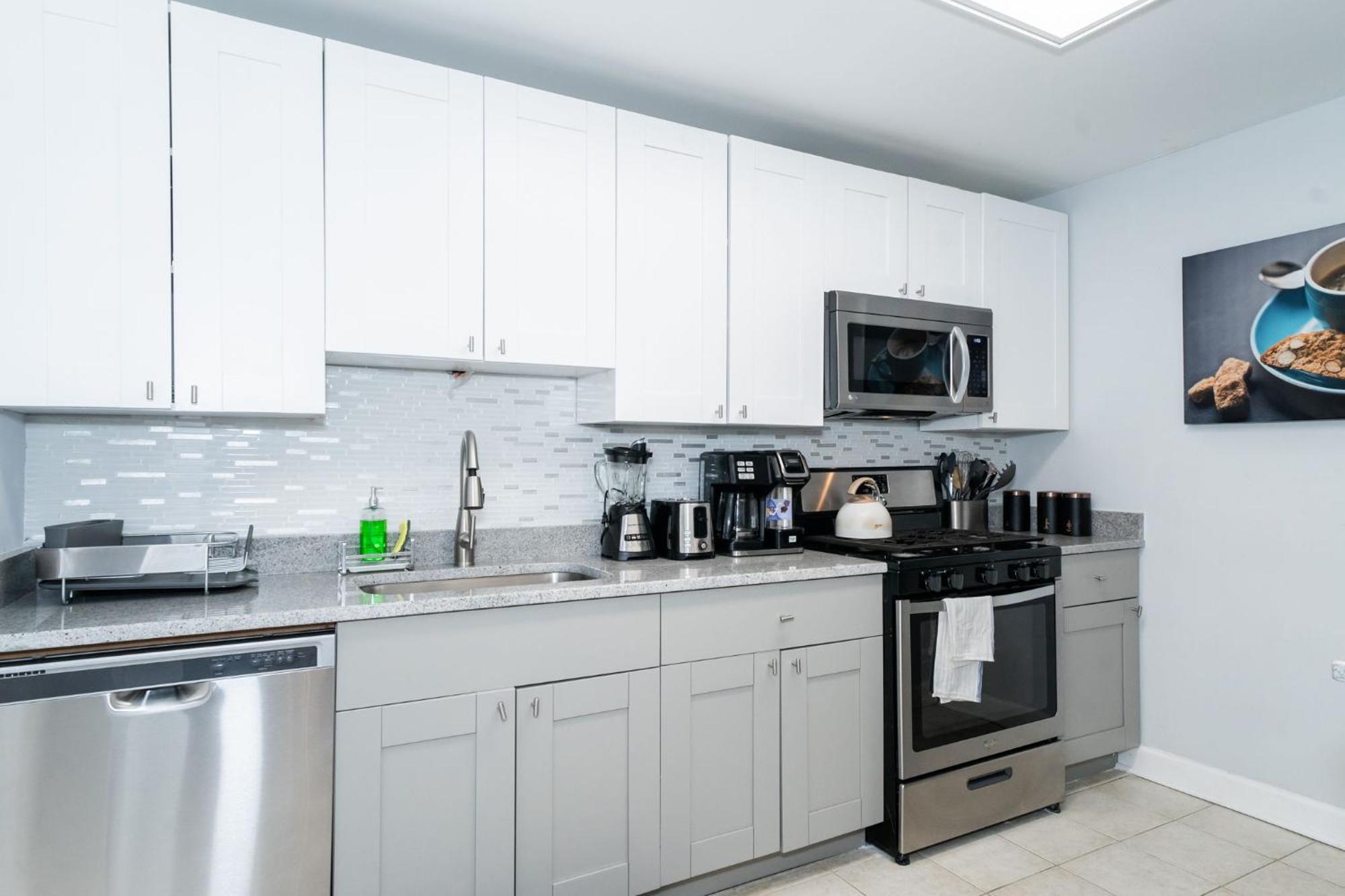 21Floor-Renovated 2Br,1Bath King And Queen Bed And Parking Atlanta Buitenkant foto