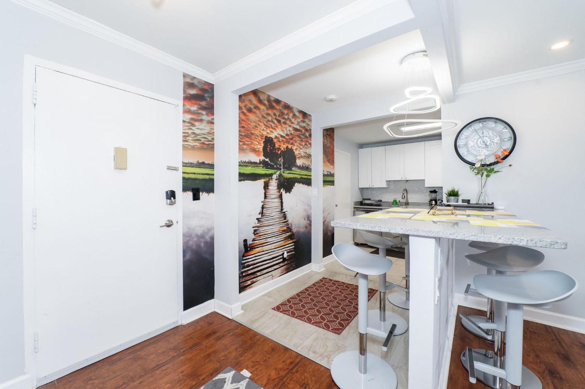 21Floor-Renovated 2Br,1Bath King And Queen Bed And Parking Atlanta Buitenkant foto