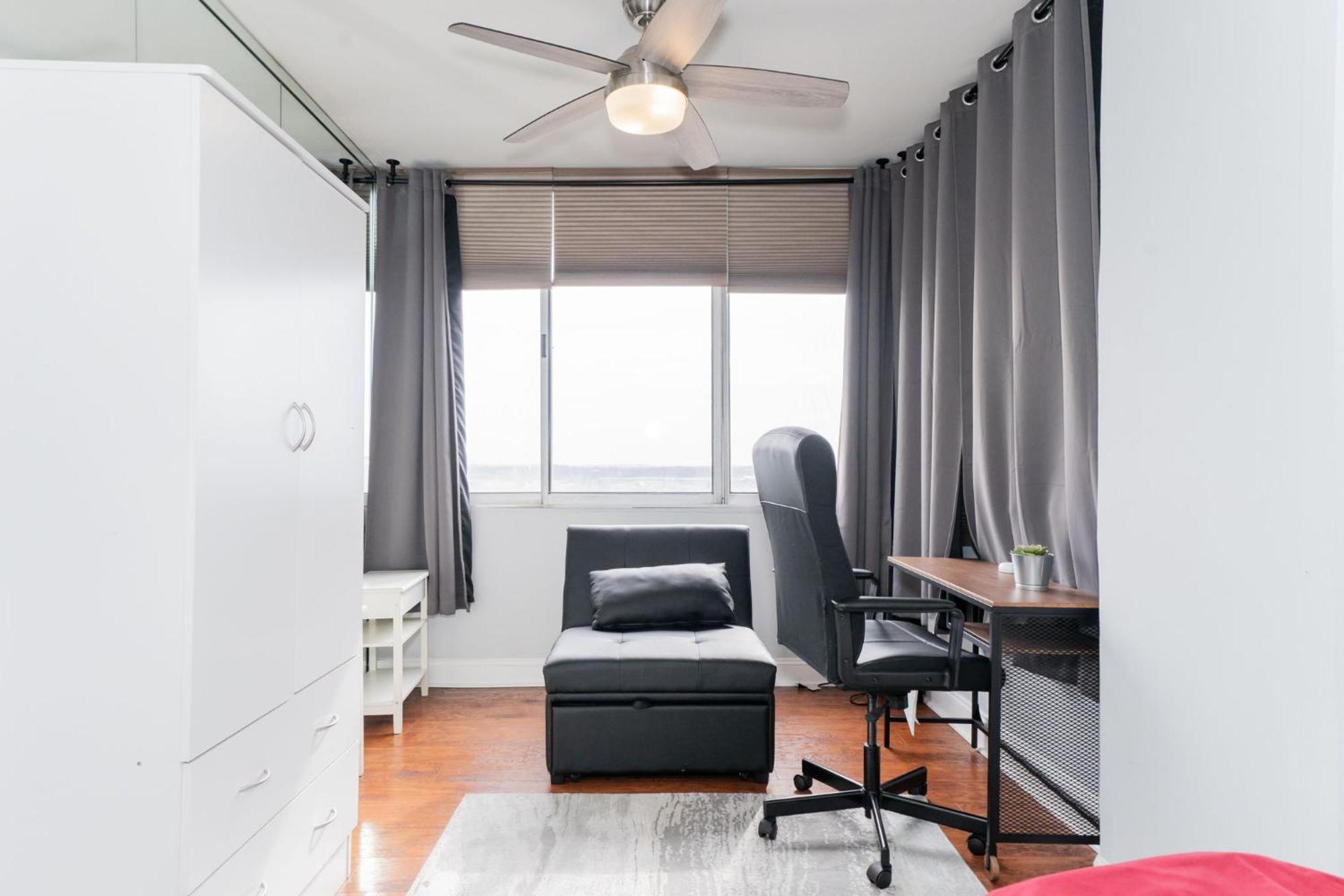 21Floor-Renovated 2Br,1Bath King And Queen Bed And Parking Atlanta Buitenkant foto