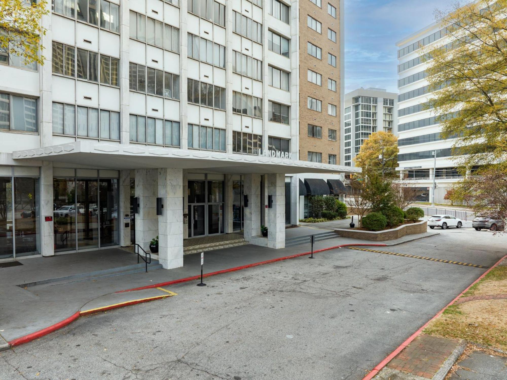 21Floor-Renovated 2Br,1Bath King And Queen Bed And Parking Atlanta Buitenkant foto