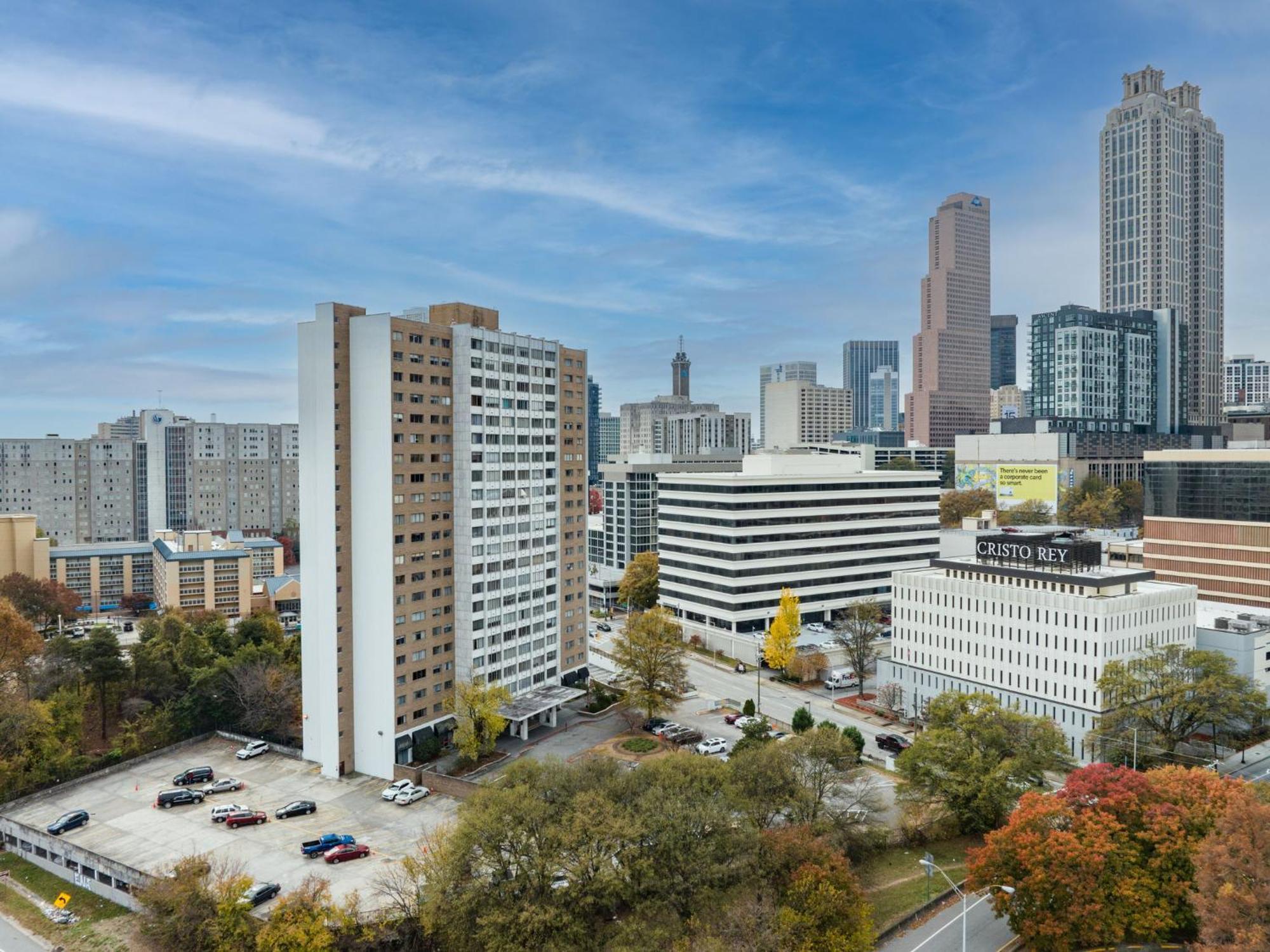 21Floor-Renovated 2Br,1Bath King And Queen Bed And Parking Atlanta Buitenkant foto